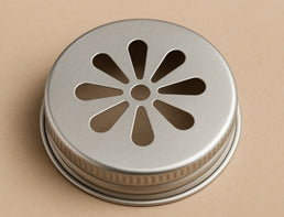 70 mm silberner Mason-Deckel mit mehreren Löchern und Blumenmuster